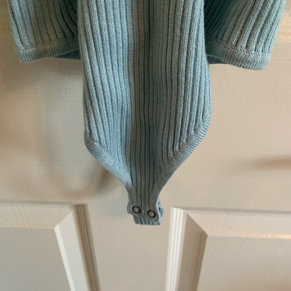 A&F knitted body suit in light blue - Picture 2 of 8